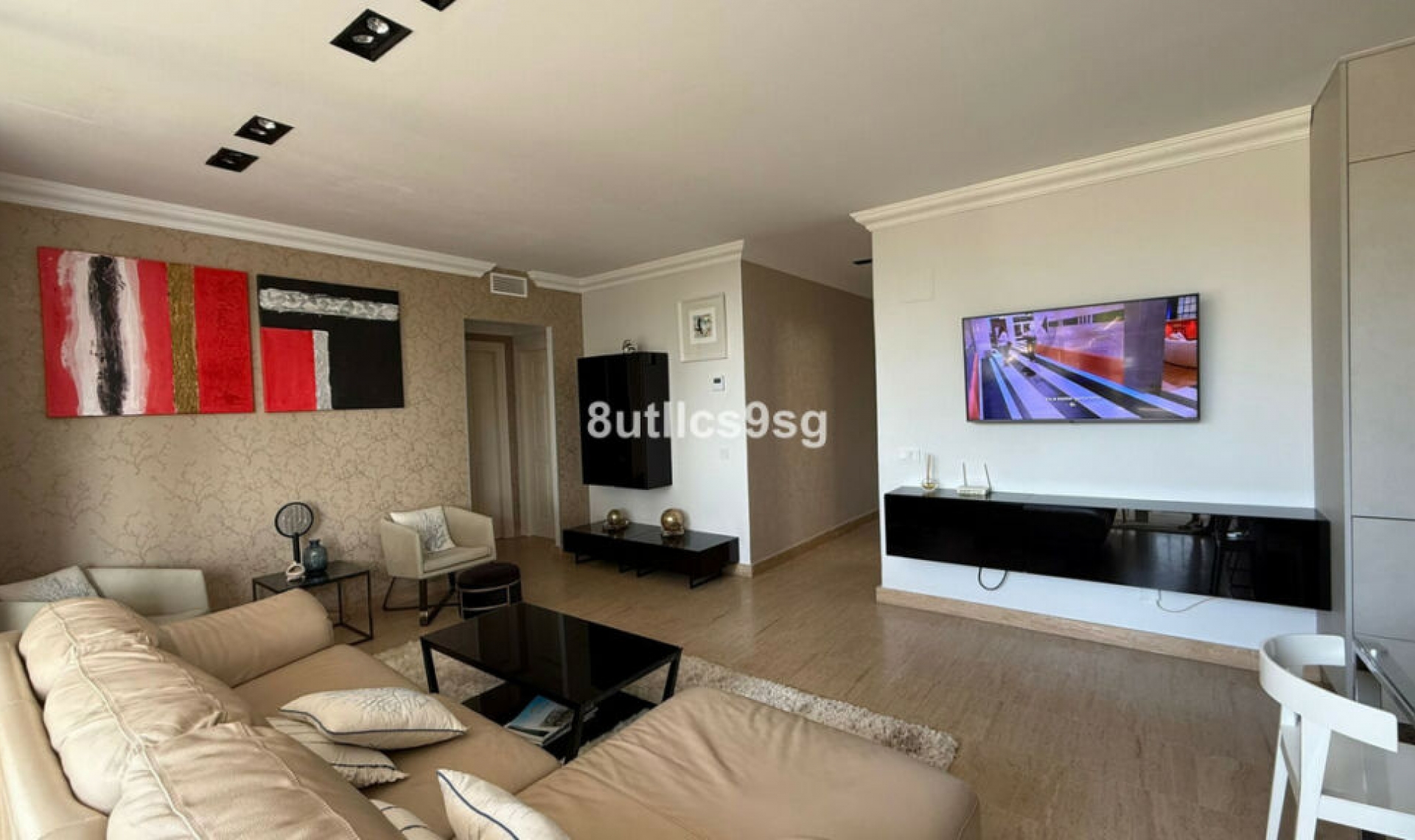 Resale - Apartment -
Estepona