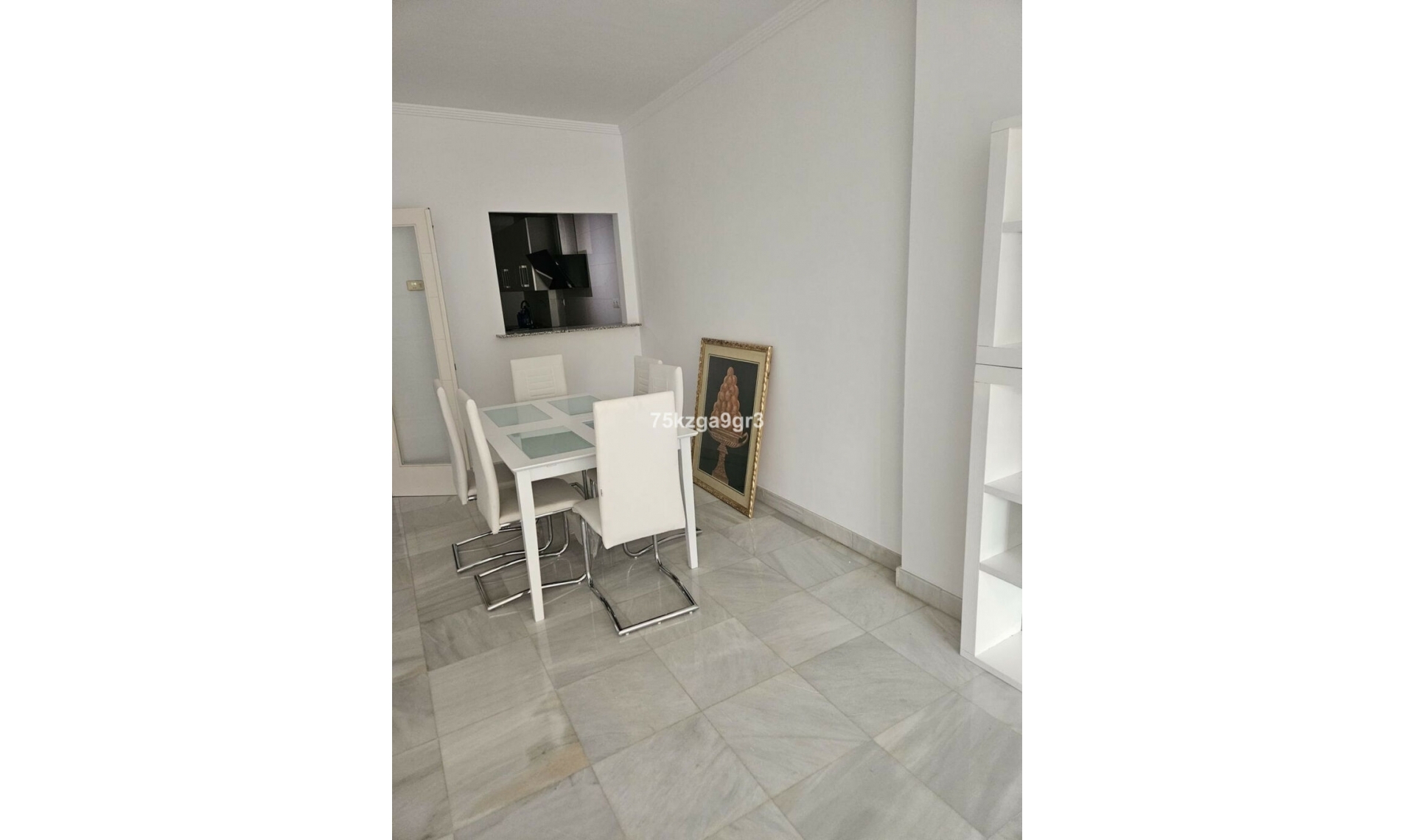 Resale - Apartment -
Estepona