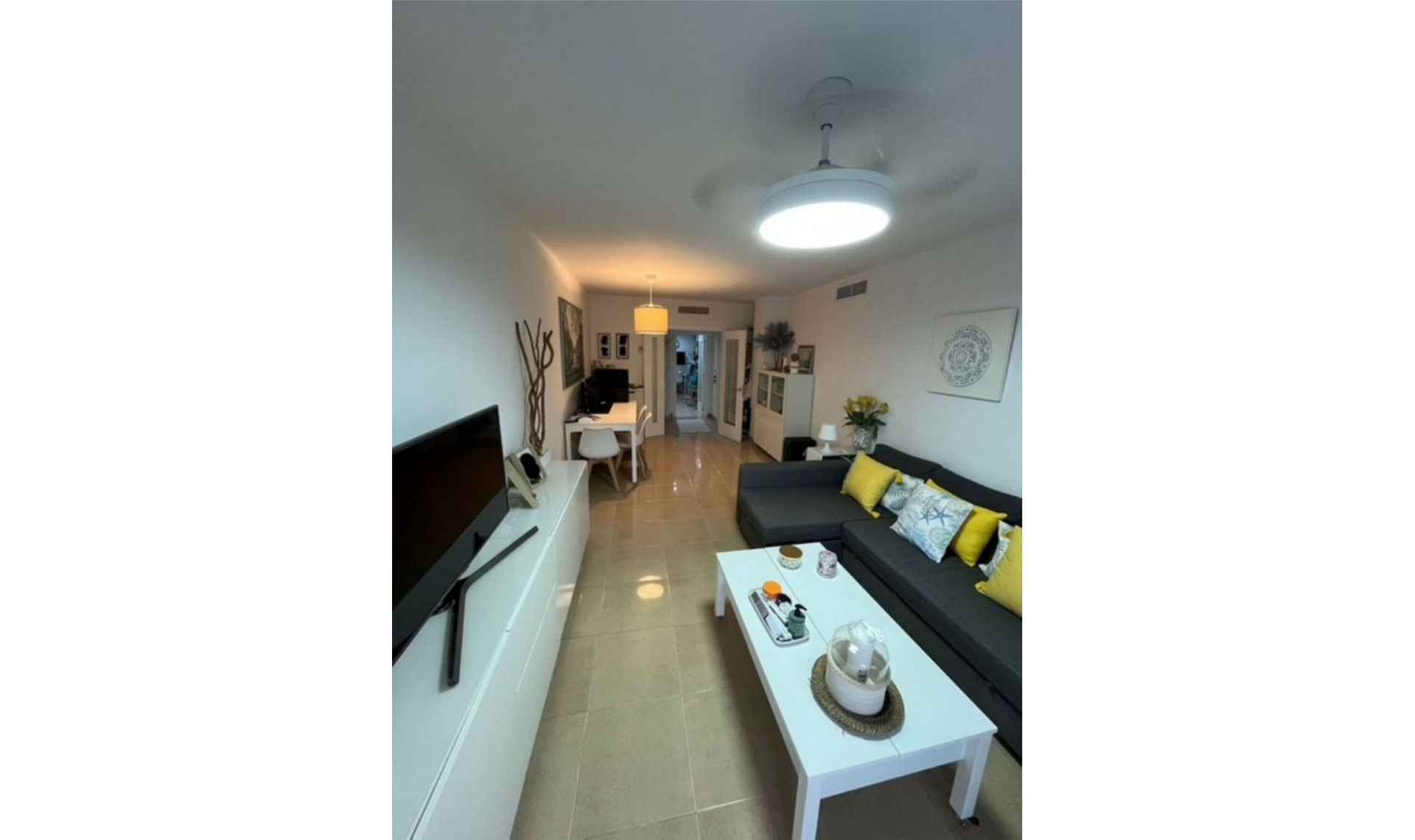 Resale - Apartment -
Estepona