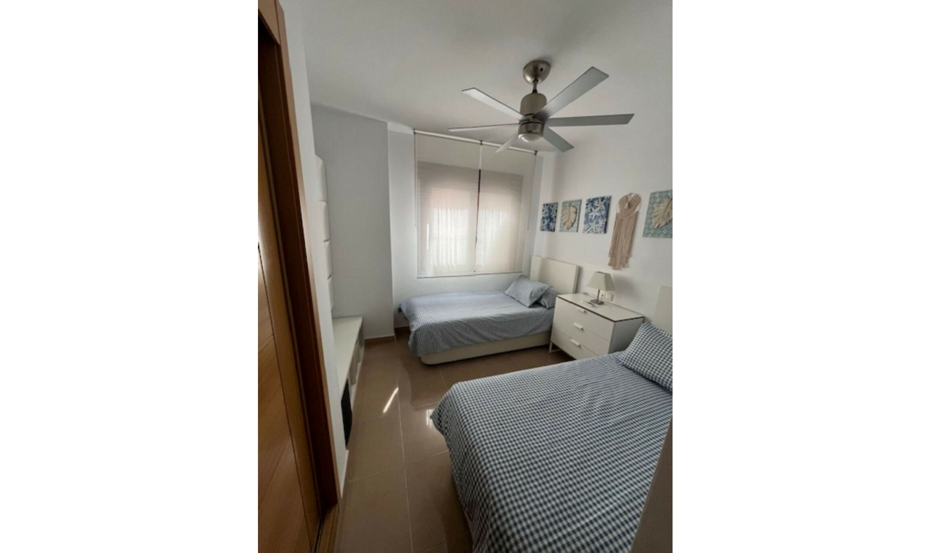 Resale - Apartment -
Estepona