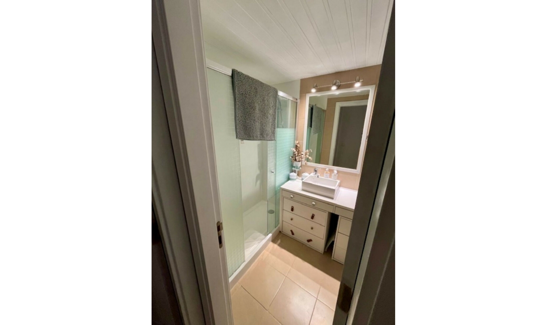 Resale - Apartment -
Estepona
