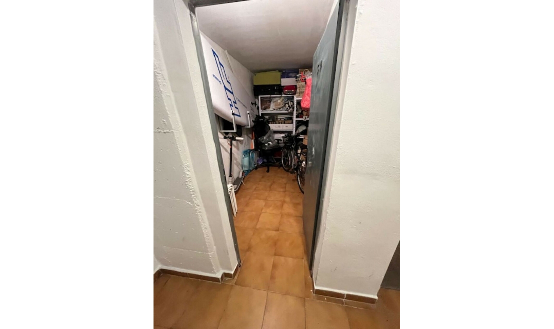 Resale - Apartment -
Estepona