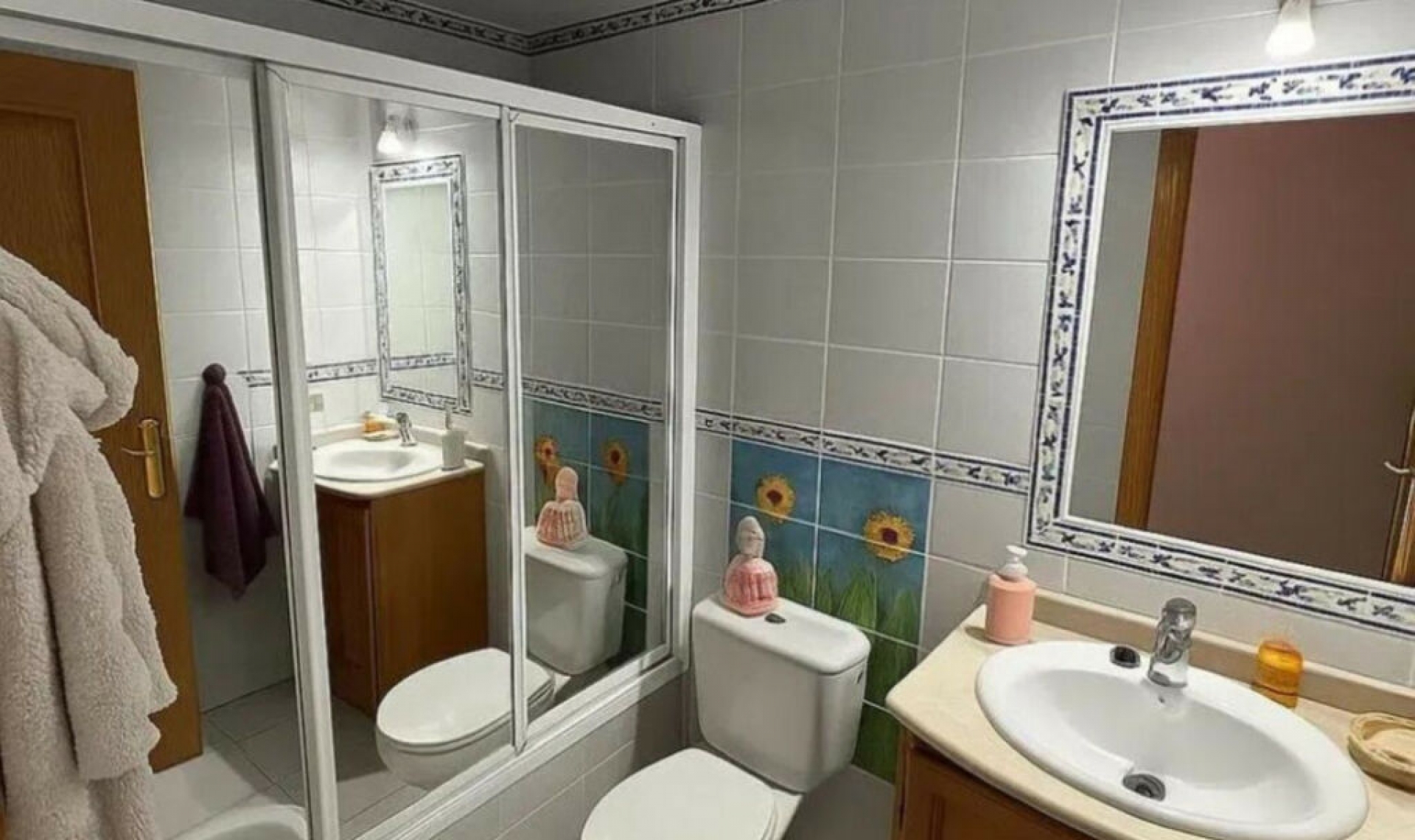 Resale - Apartment -
Estepona