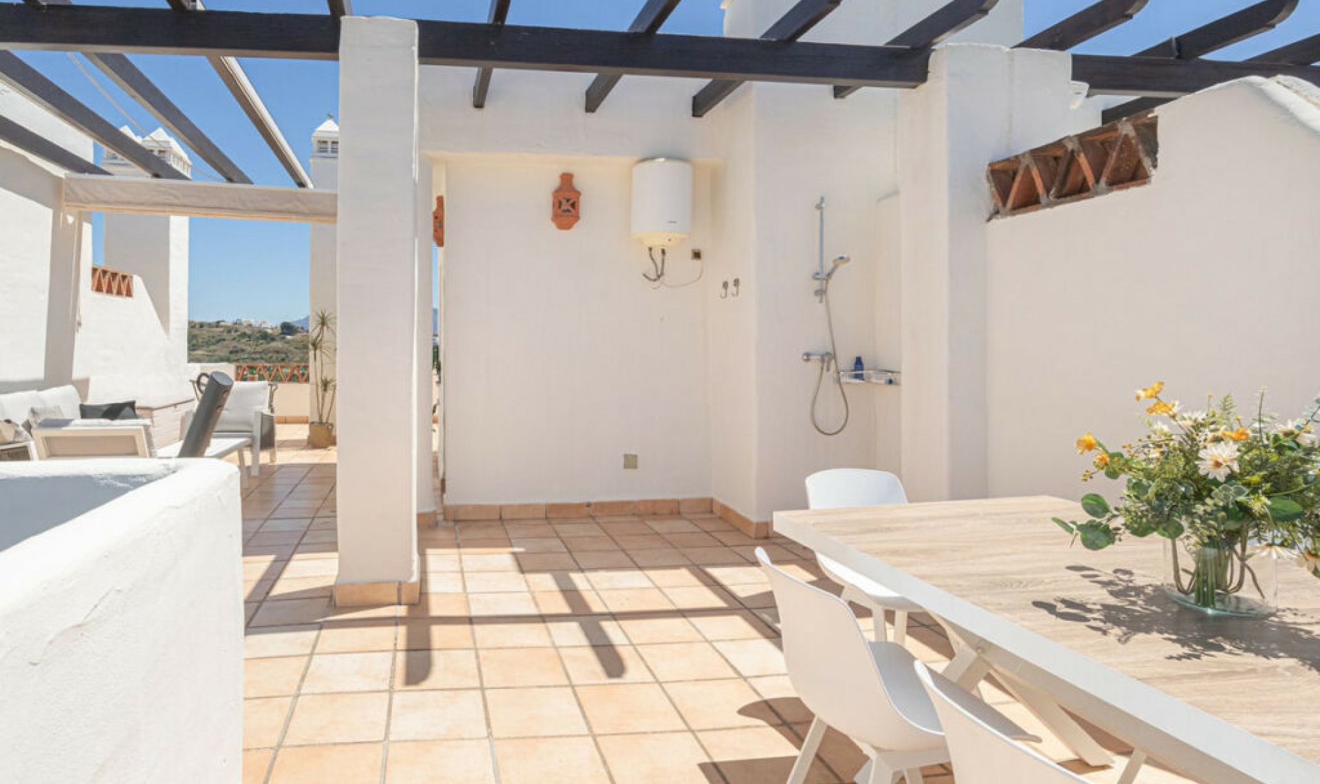 Resale - Apartment -
Estepona