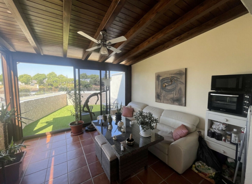 Resale - Apartment -
Estepona