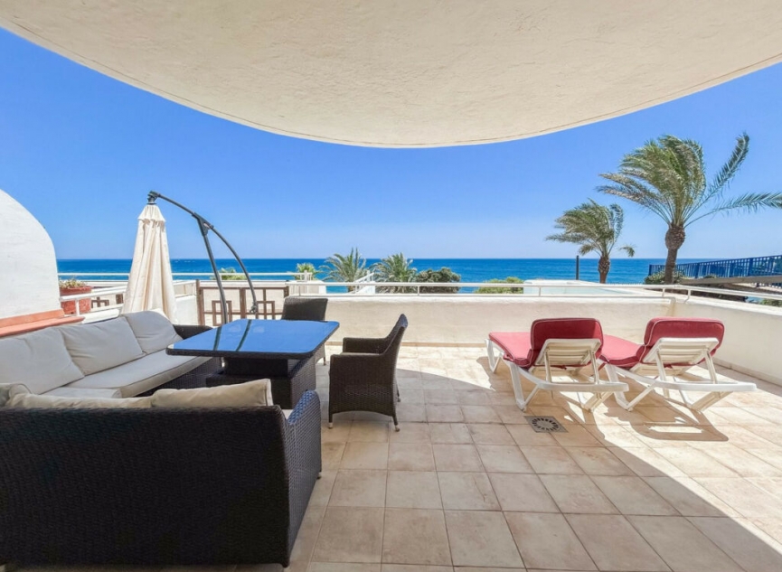 Resale - Apartment -
Estepona