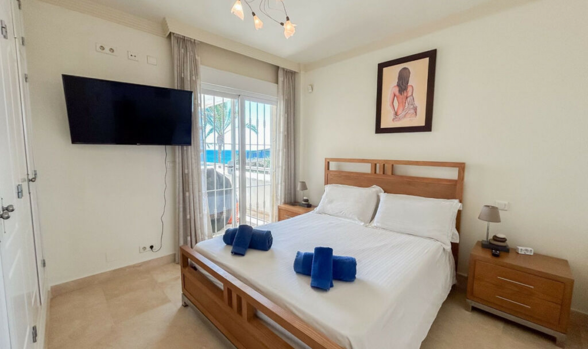 Resale - Apartment -
Estepona
