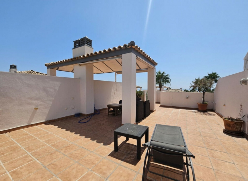 Resale - Apartment -
Estepona