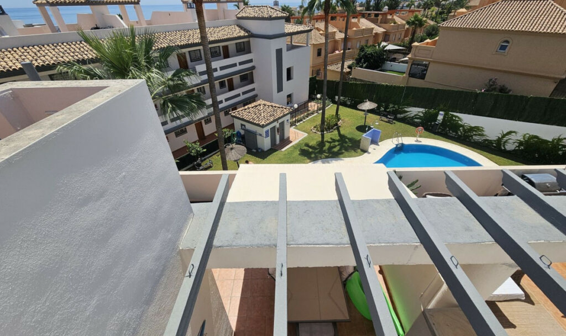 Resale - Apartment -
Estepona
