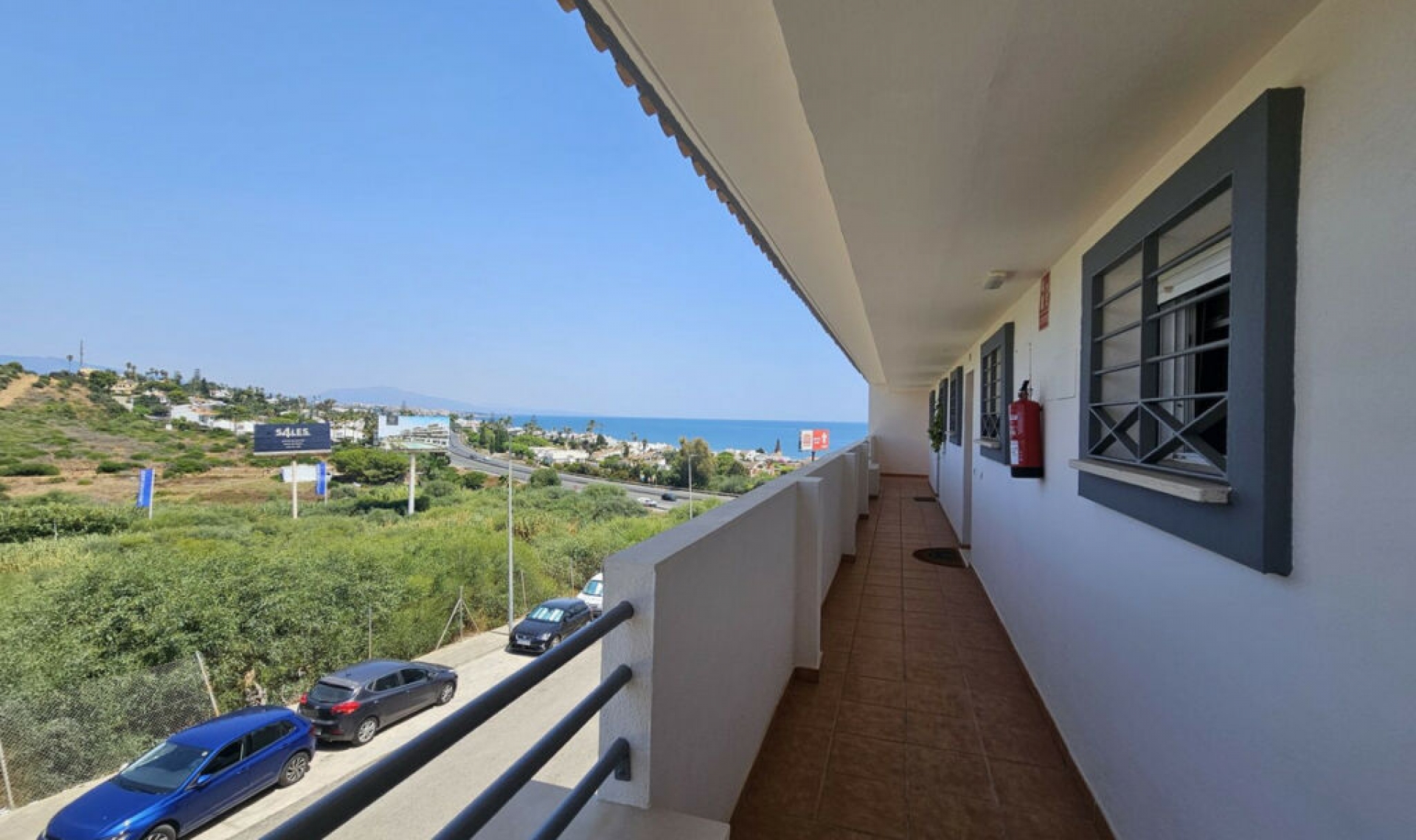 Resale - Apartment -
Estepona