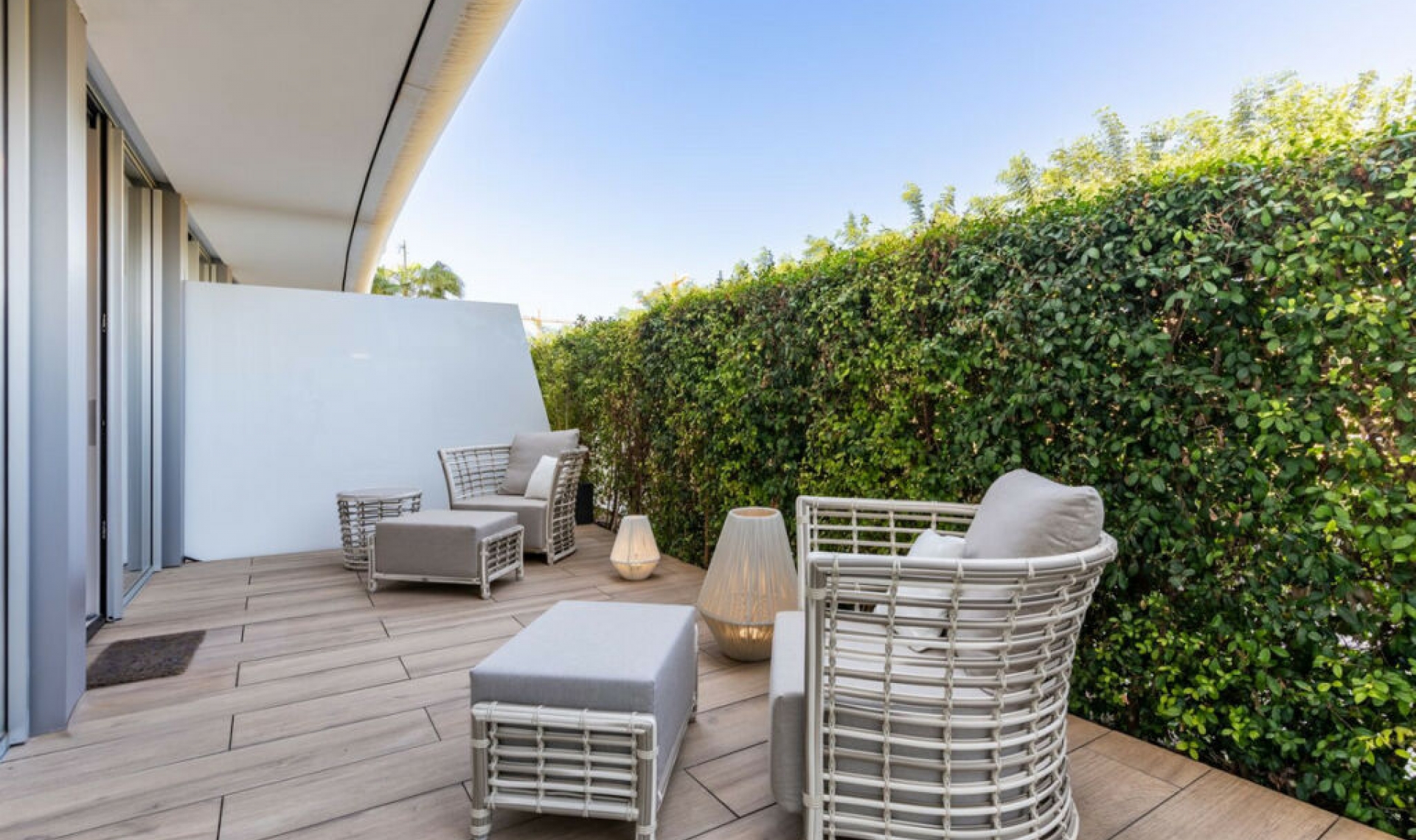 Resale - Apartment -
Estepona