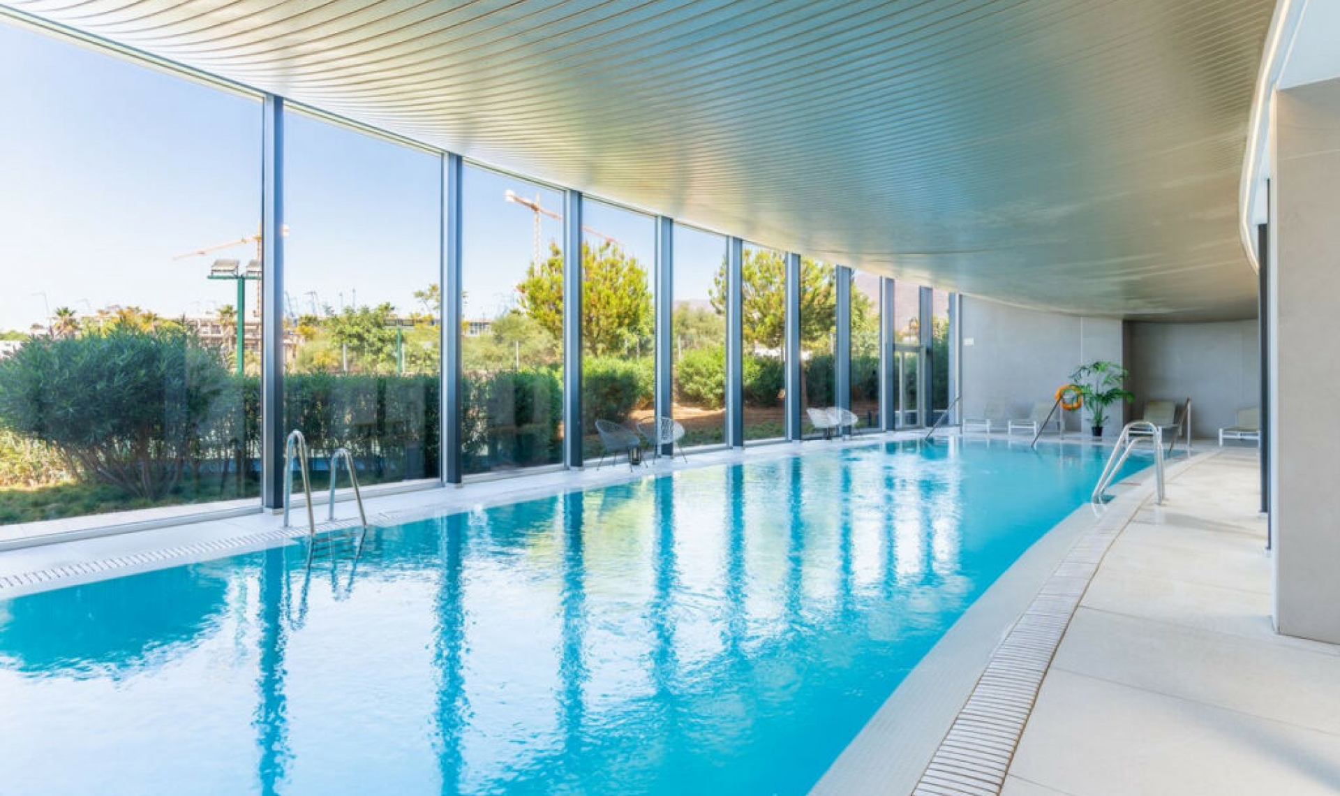 Resale - Apartment -
Estepona