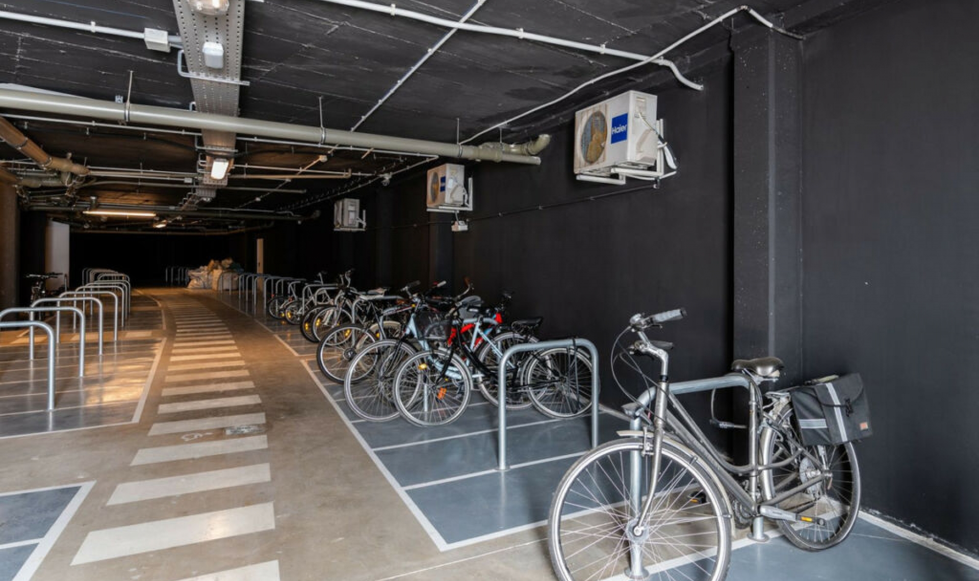 Resale - Apartment -
Estepona