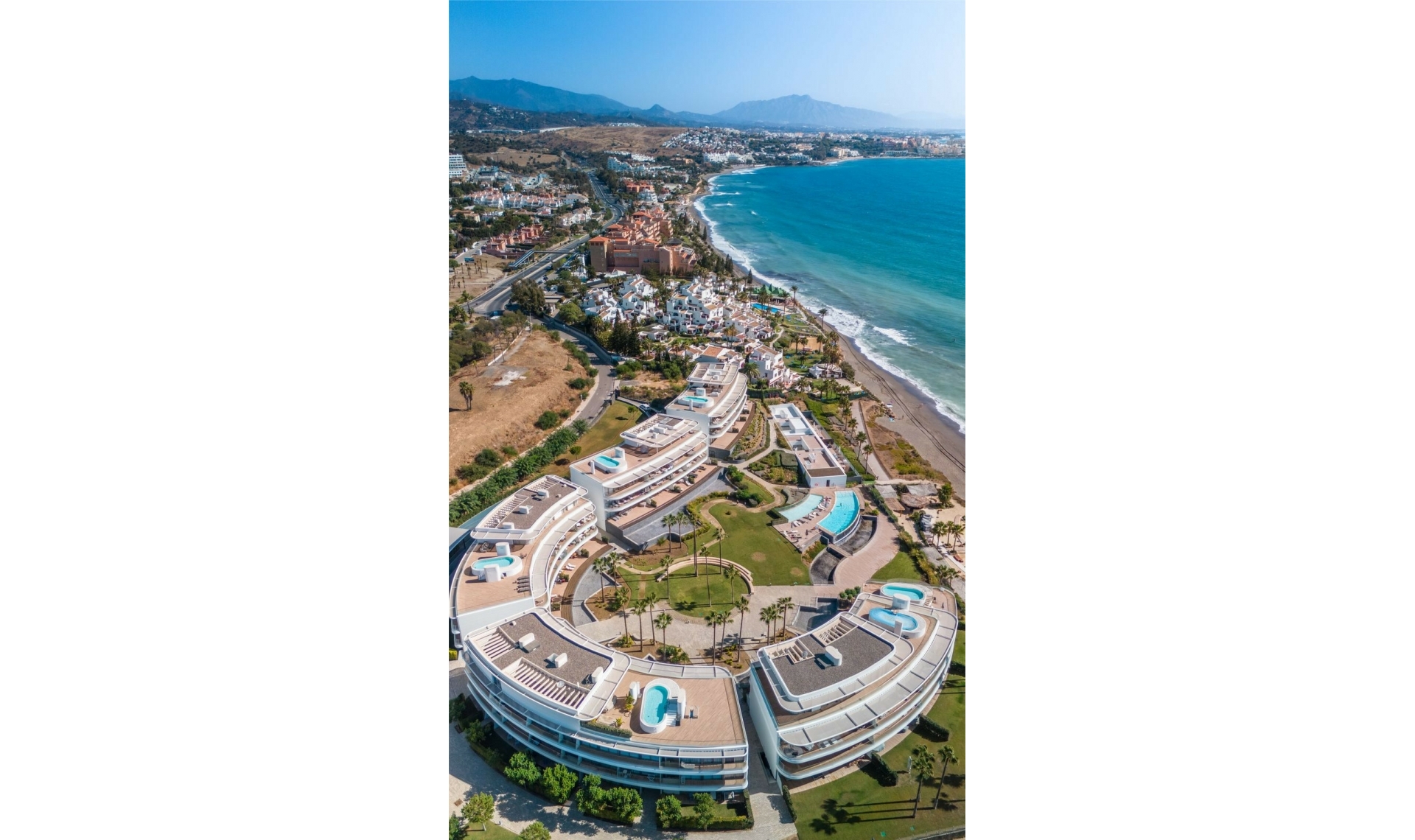 Resale - Apartment -
Estepona