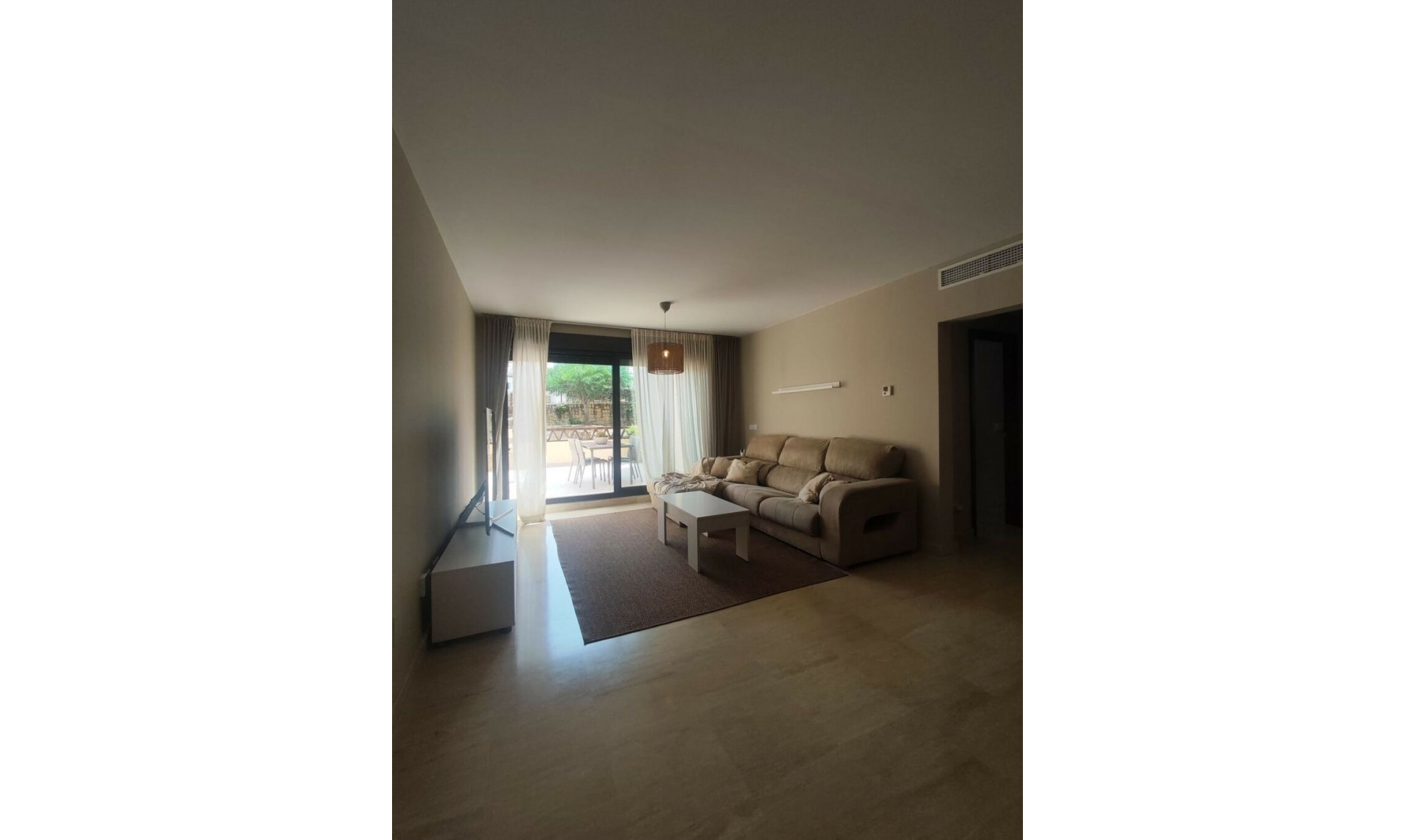 Resale - Apartment -
Estepona