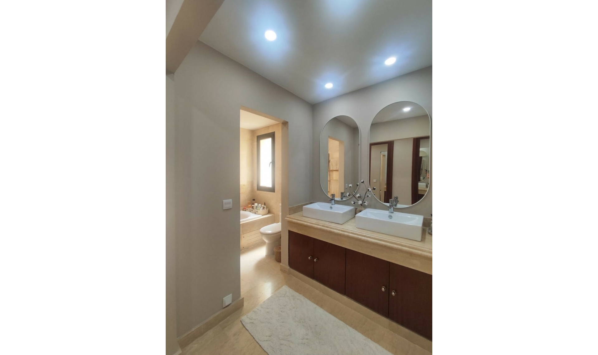 Resale - Apartment -
Estepona