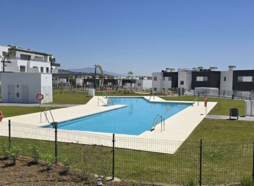 Resale - Apartment -
Estepona