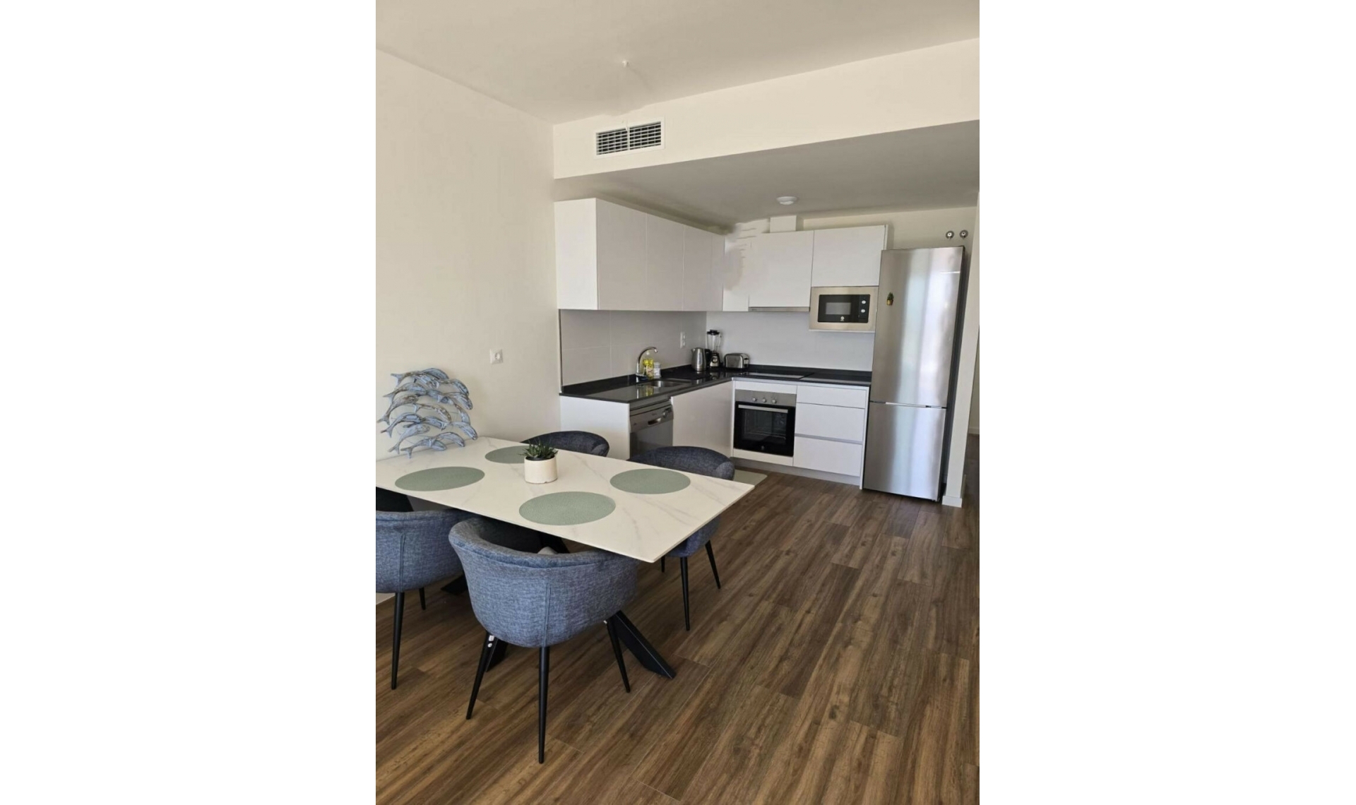 Resale - Apartment -
Estepona