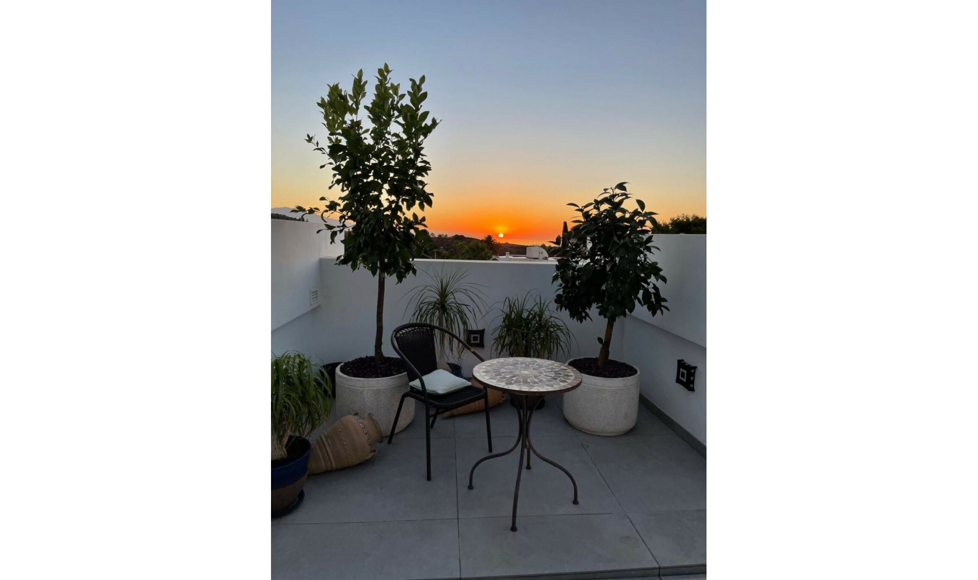 Resale - Apartment -
Estepona
