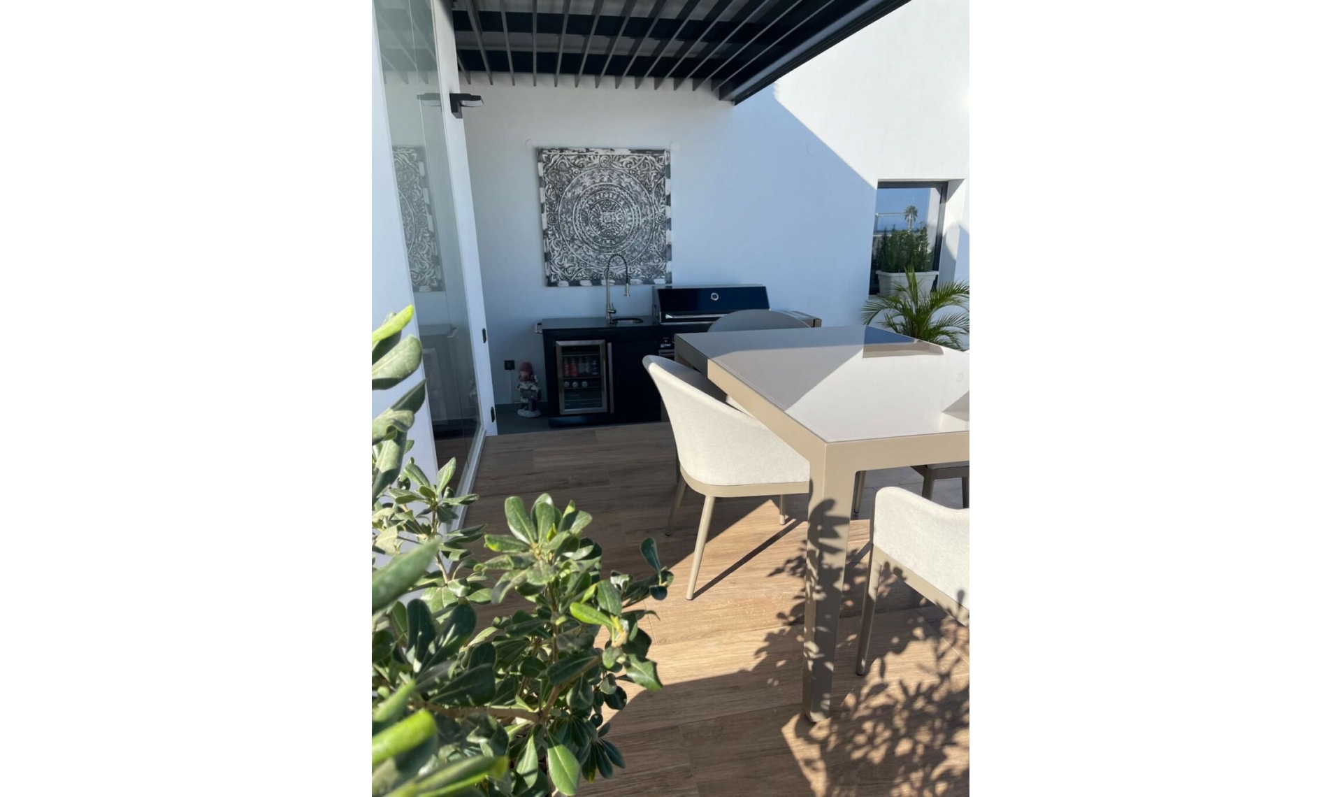 Resale - Apartment -
Estepona