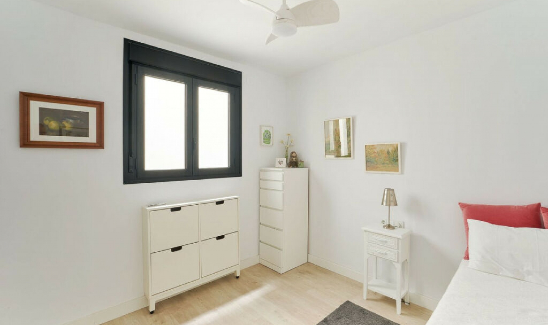 Resale - Apartment -
Estepona