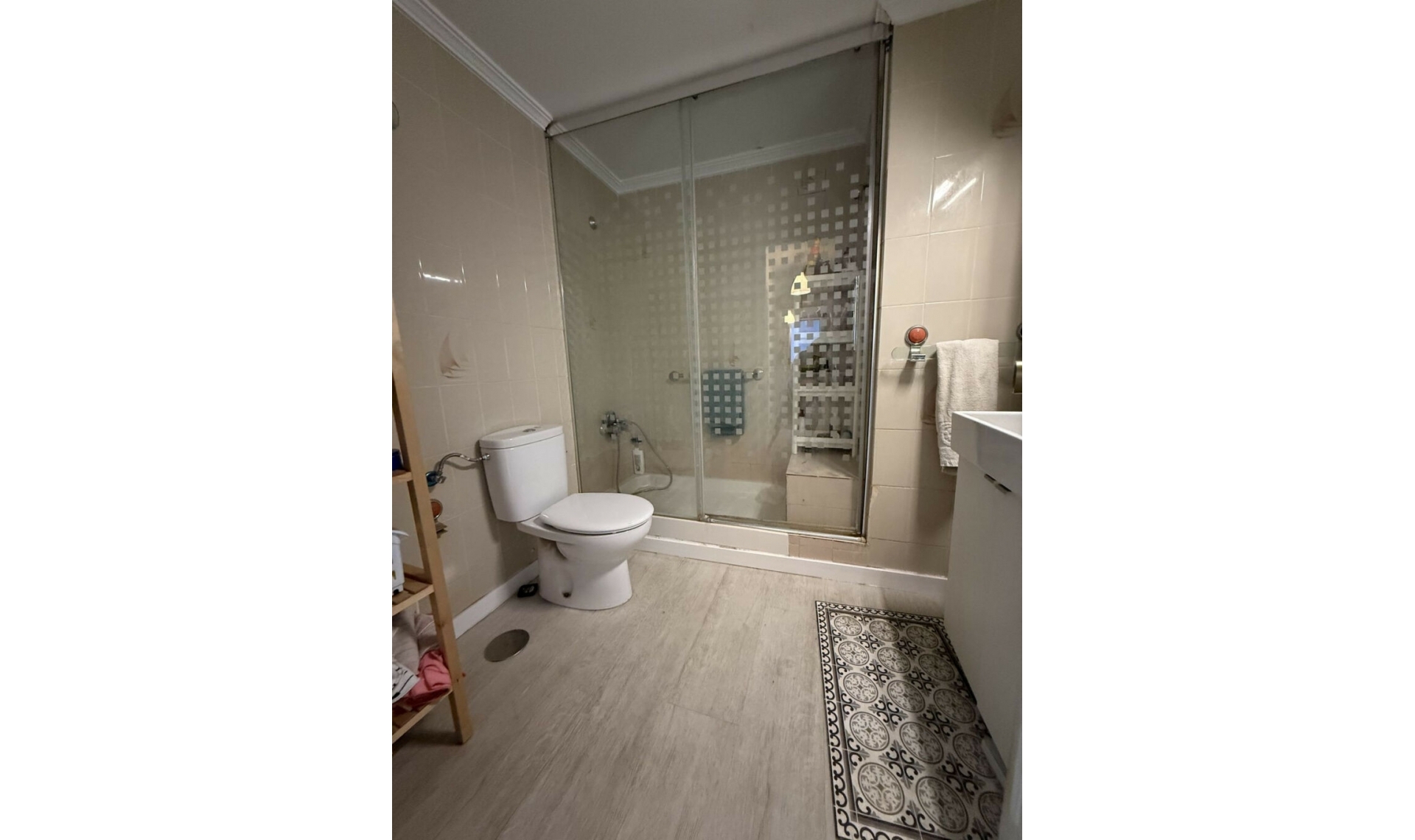 Resale - Apartment -
Estepona