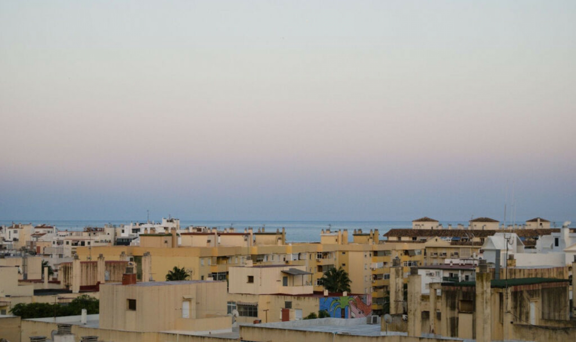 Resale - Apartment -
Estepona