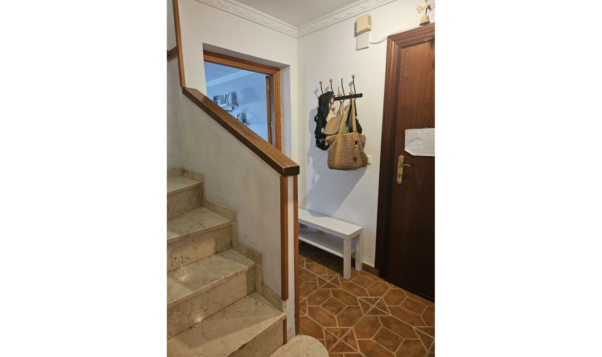 Resale - Apartment -
Estepona