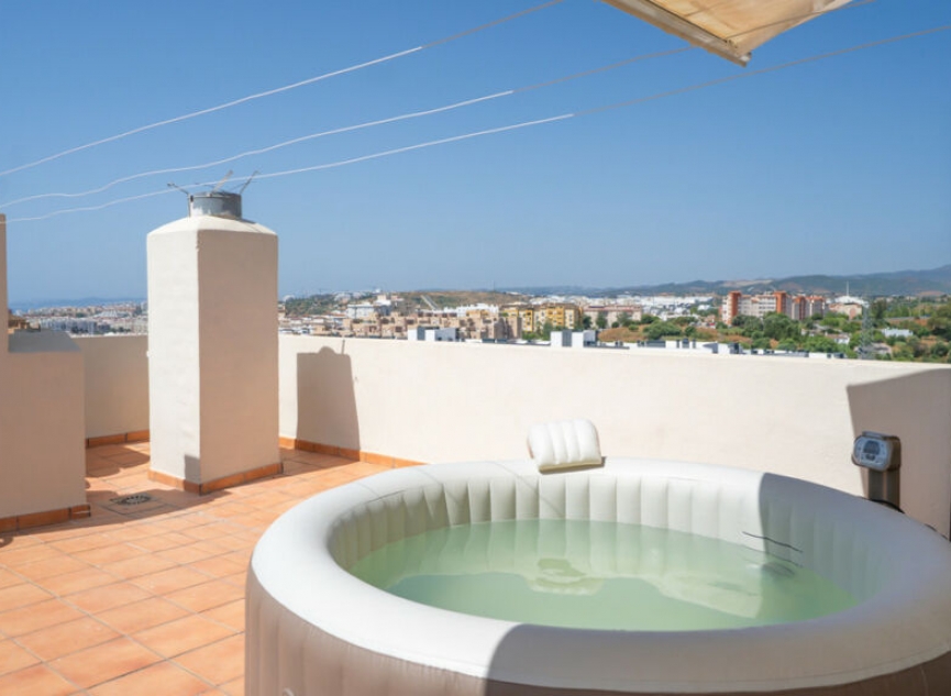 Resale - Apartment -
Estepona