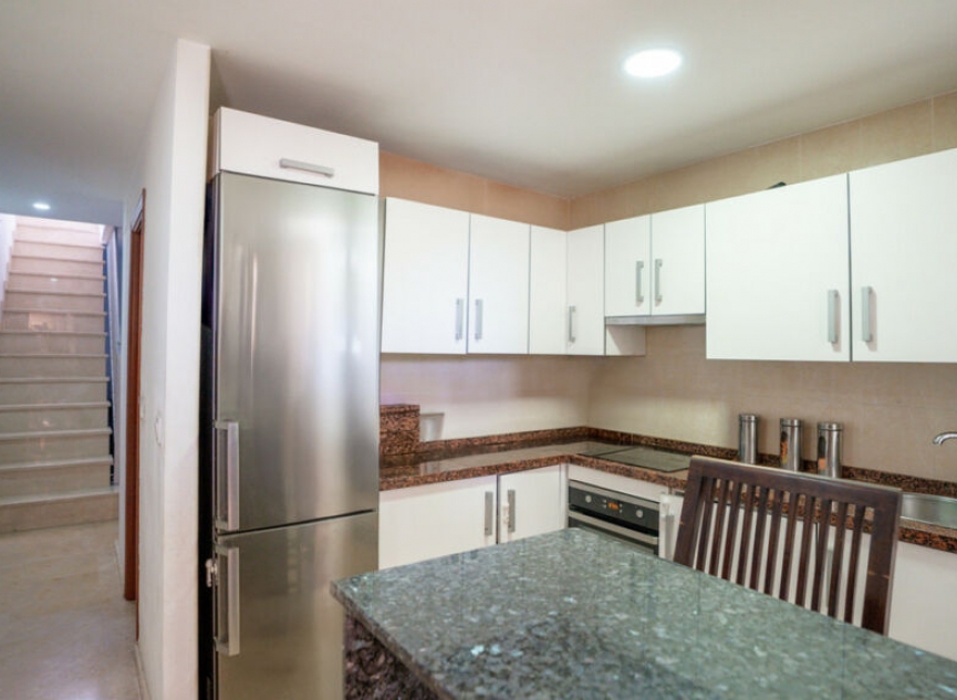 Resale - Apartment -
Estepona