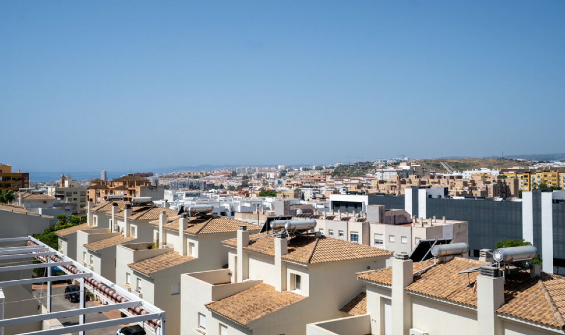 Resale - Apartment -
Estepona