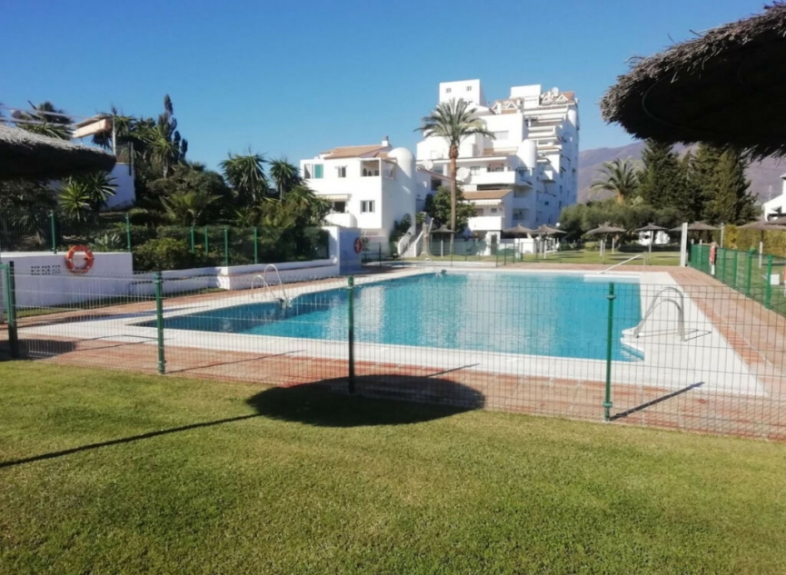 Resale - Apartment -
Estepona