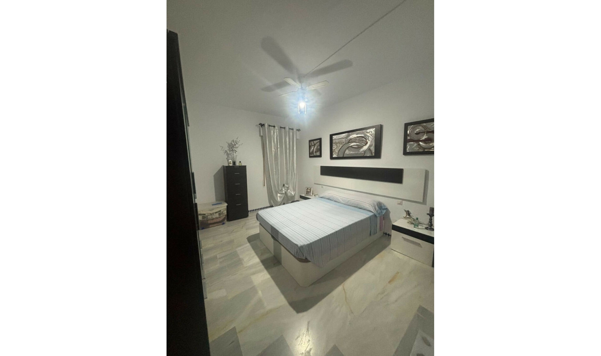 Resale - Apartment -
Estepona