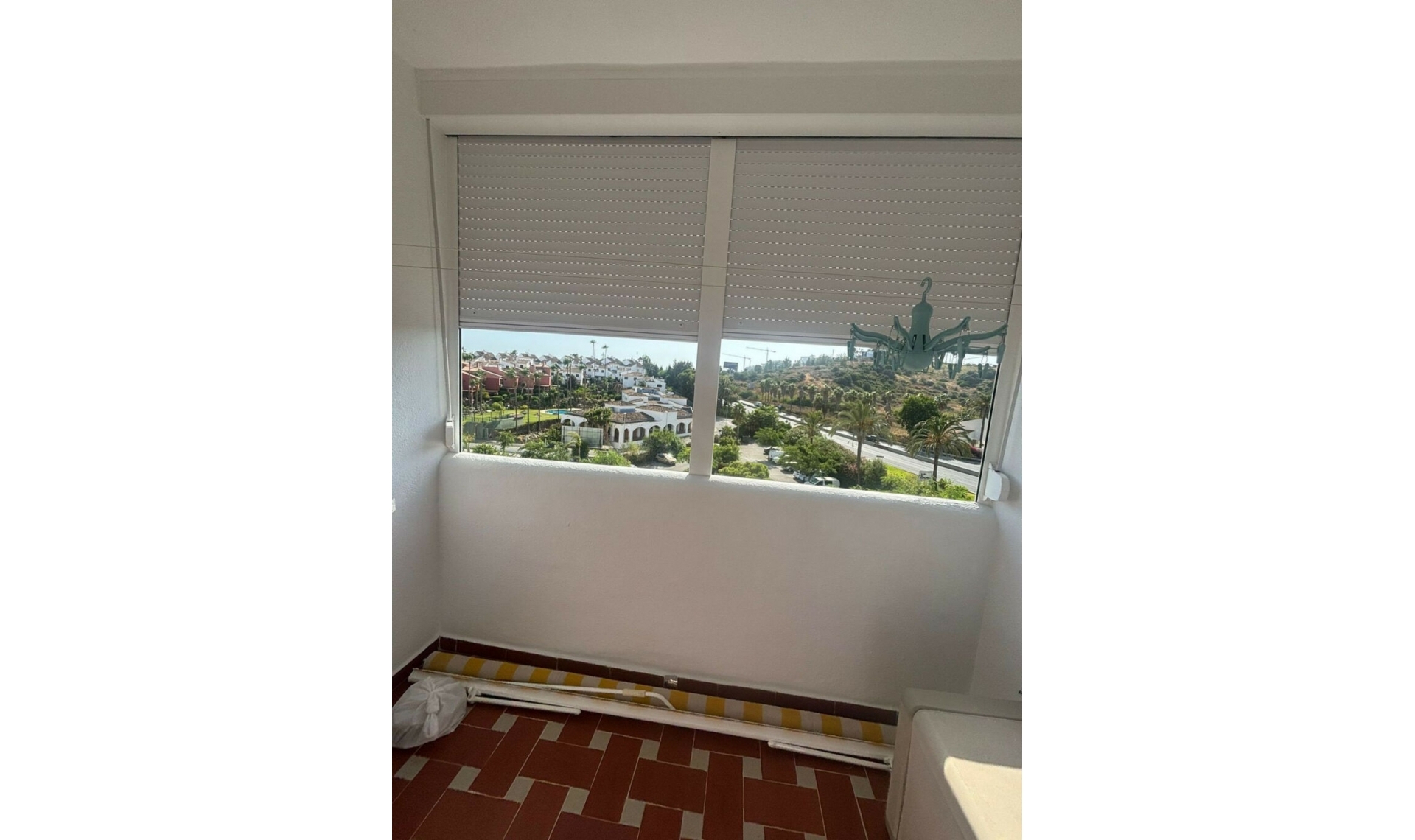 Resale - Apartment -
Estepona
