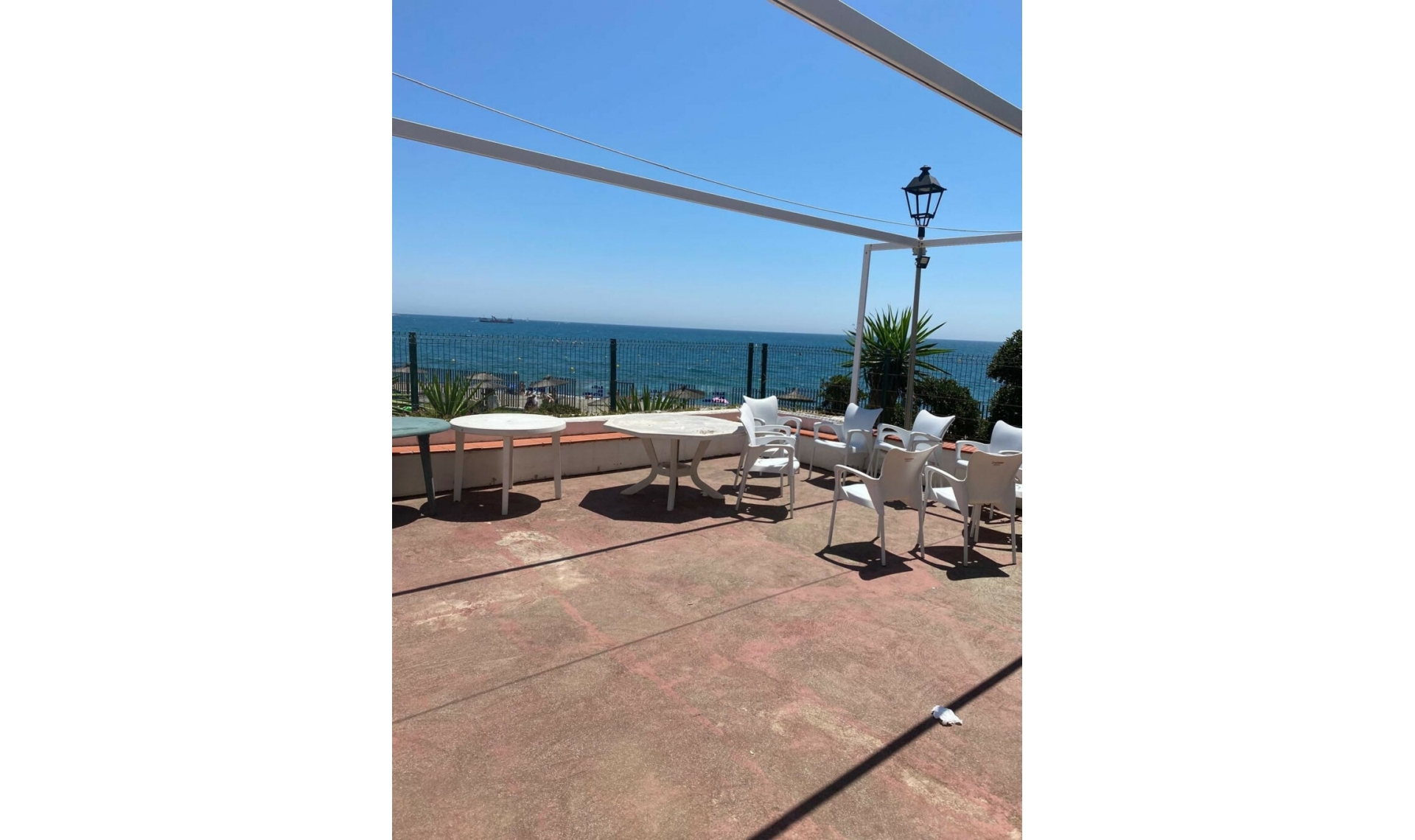 Resale - Apartment -
Estepona