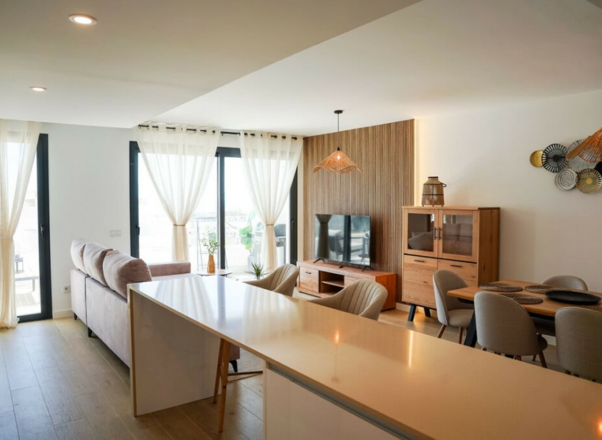 Resale - Apartment -
Estepona