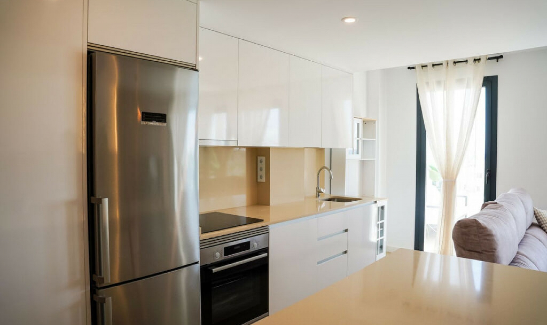 Resale - Apartment -
Estepona