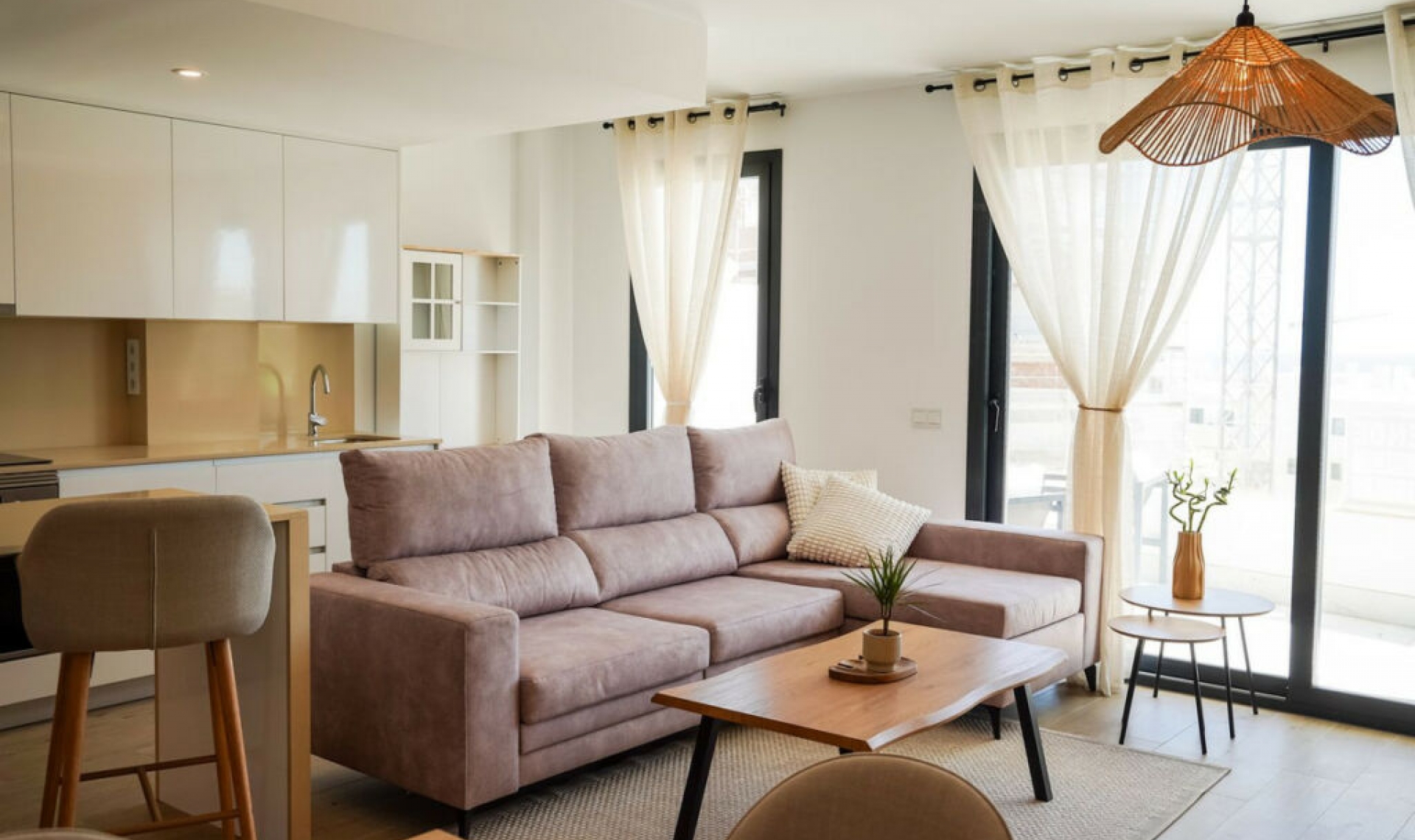 Resale - Apartment -
Estepona