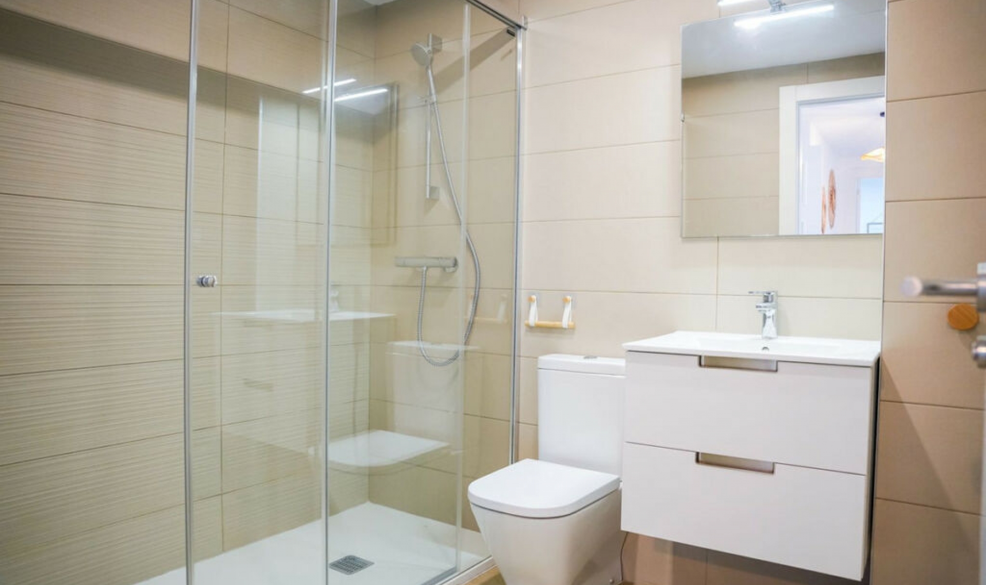Resale - Apartment -
Estepona