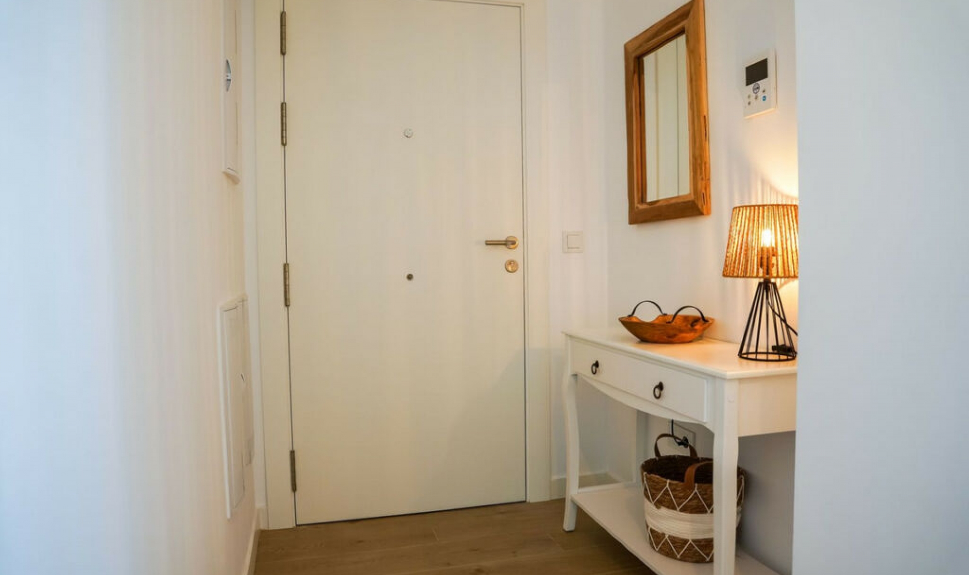 Resale - Apartment -
Estepona