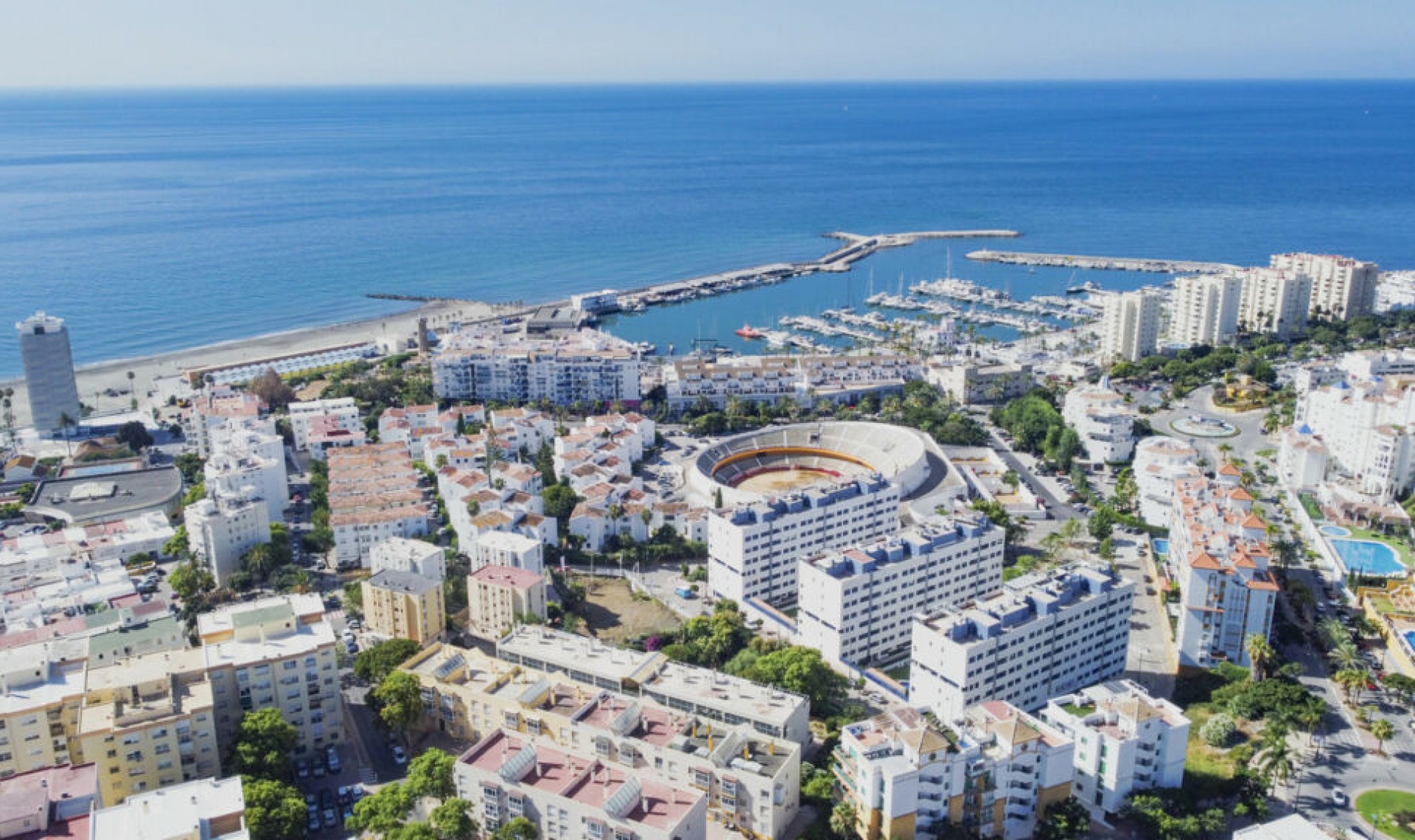 Resale - Apartment -
Estepona