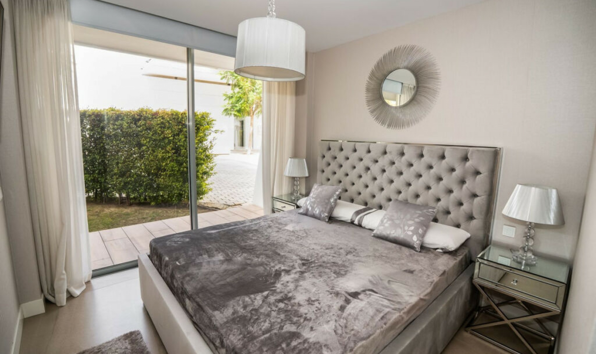 Resale - Apartment -
Estepona