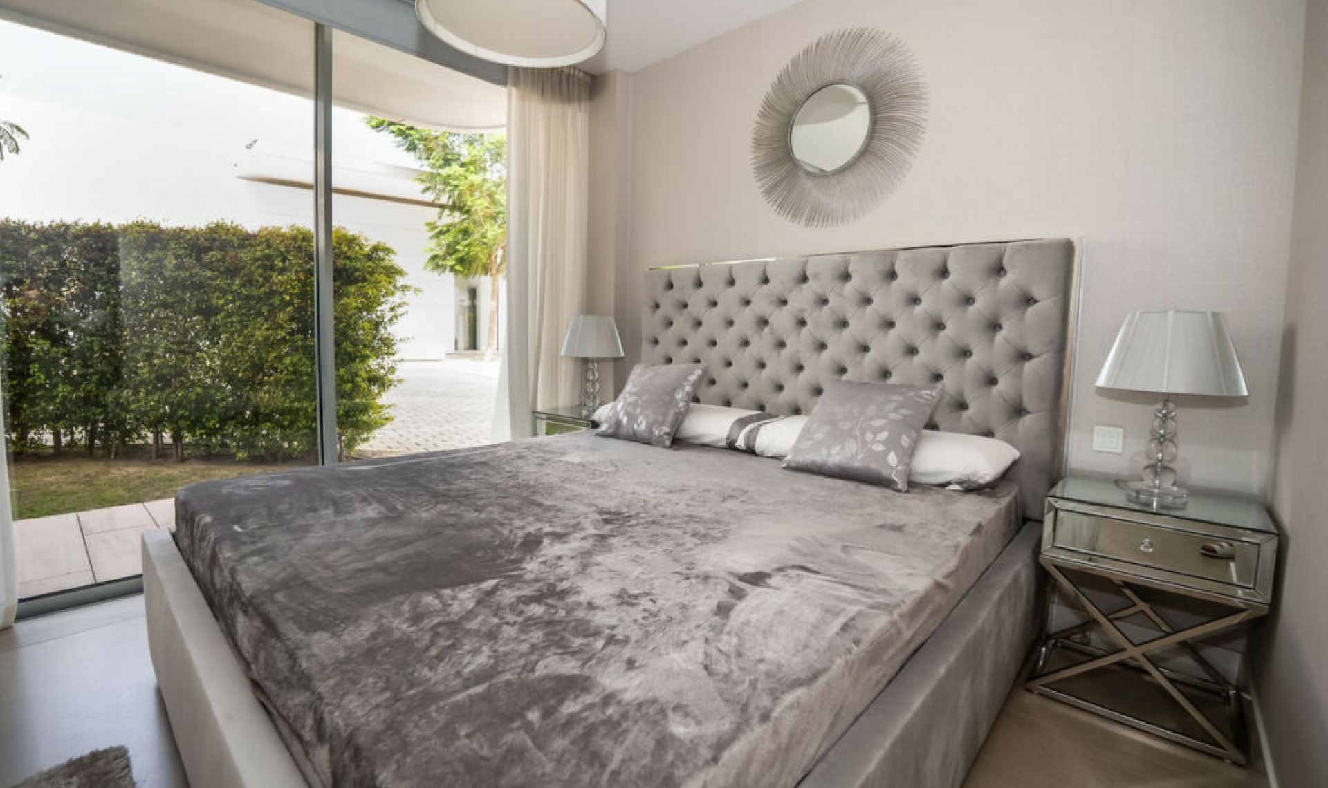 Resale - Apartment -
Estepona