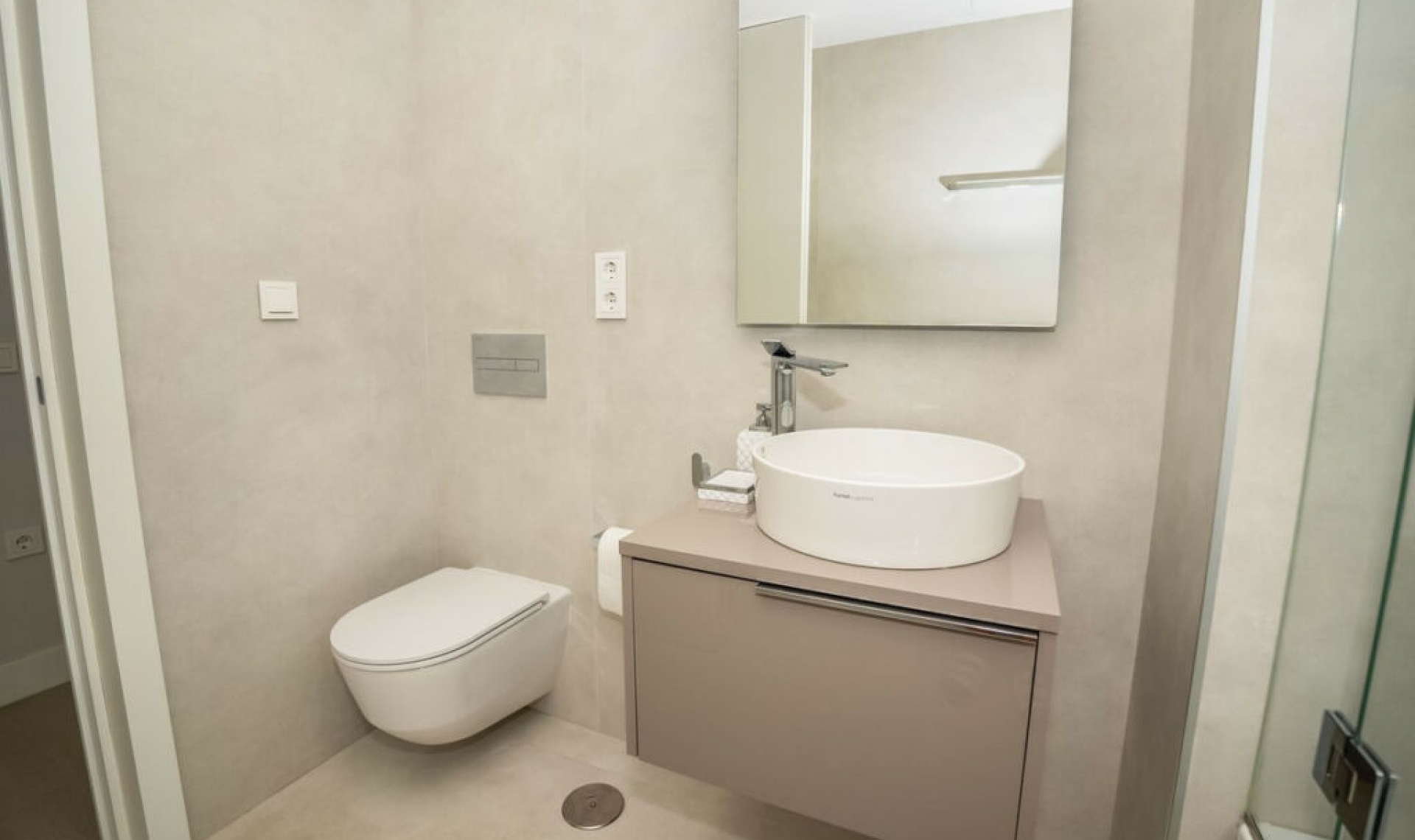 Resale - Apartment -
Estepona