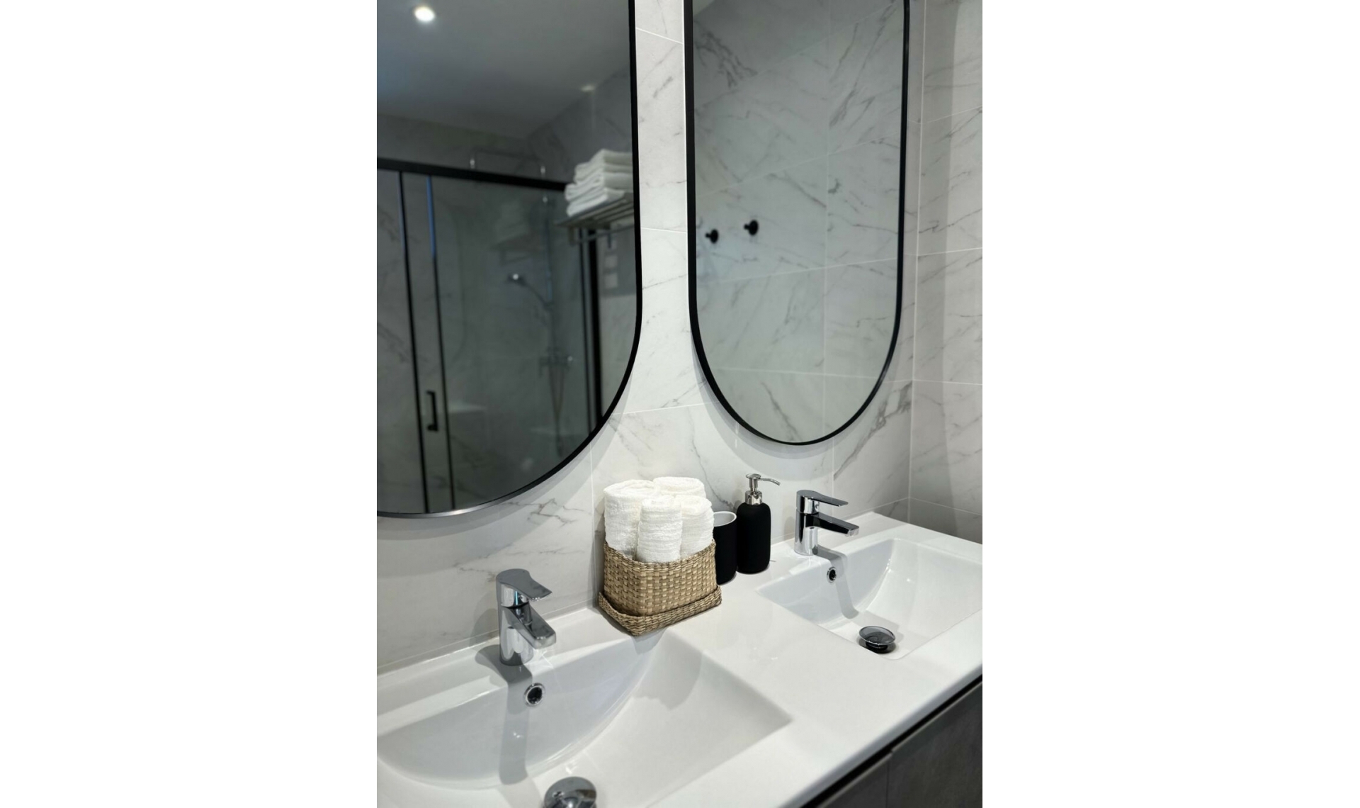 Resale - Apartment -
Estepona