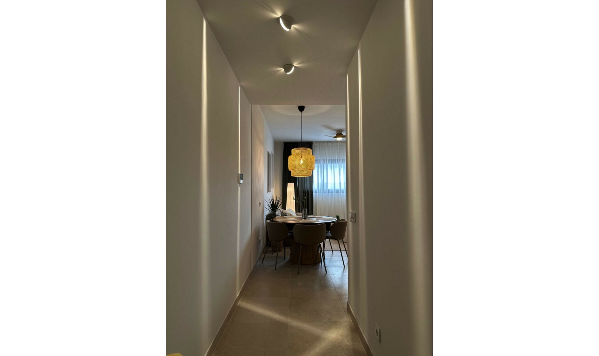 Resale - Apartment -
Estepona