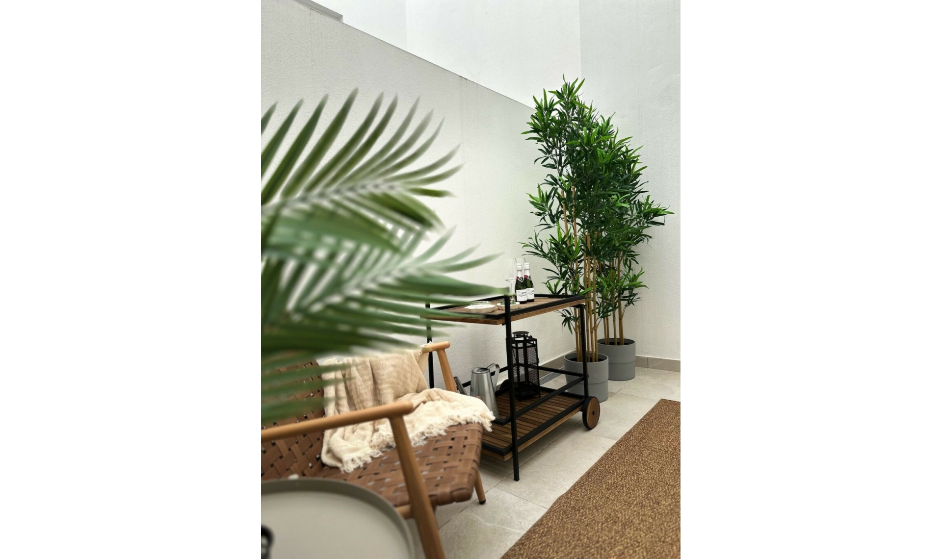 Resale - Apartment -
Estepona