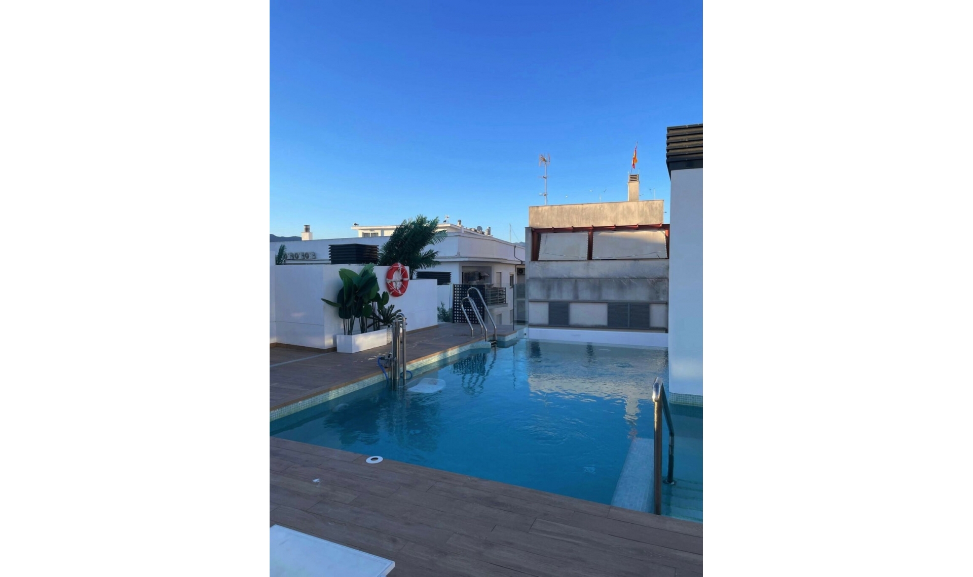 Resale - Apartment -
Estepona