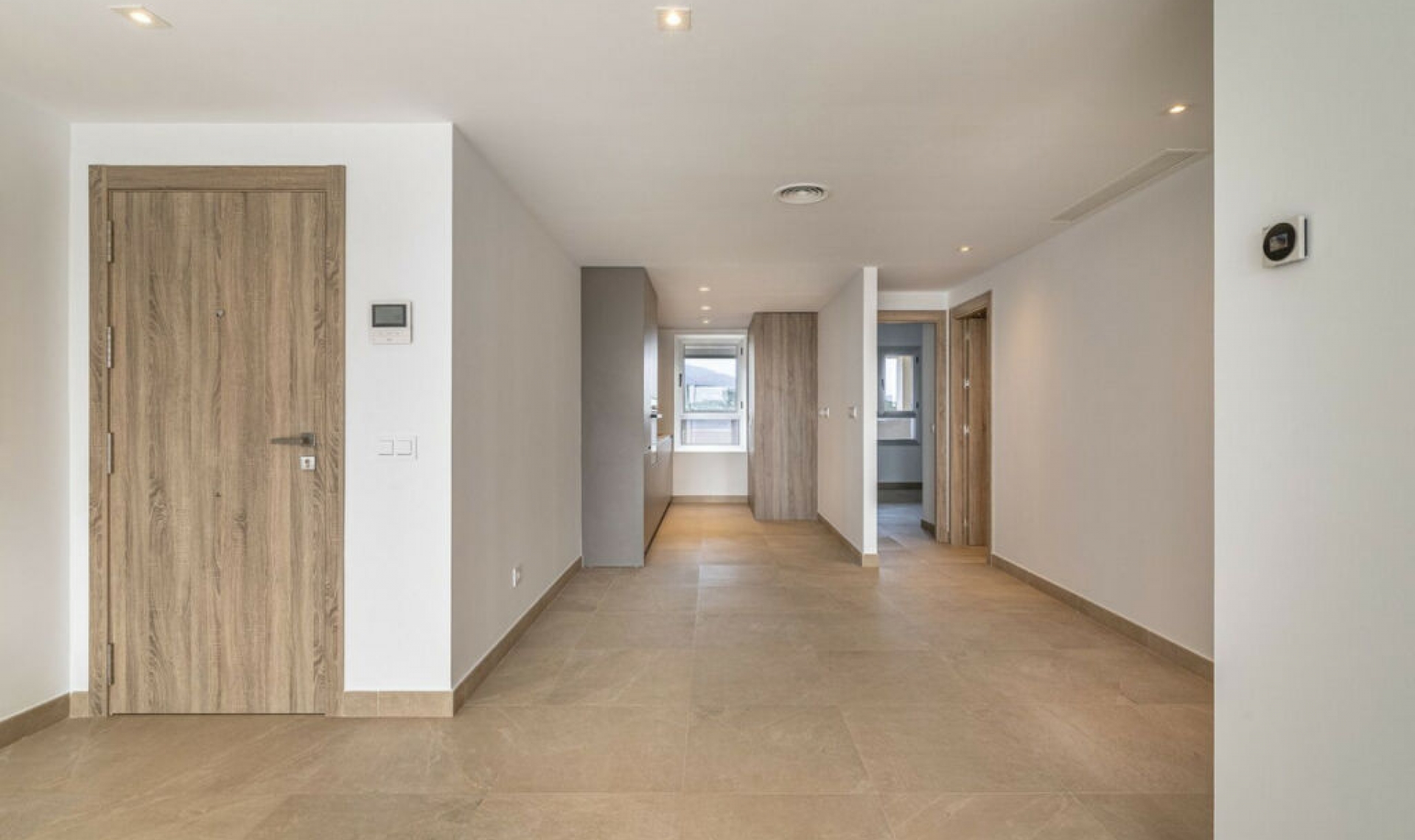 Resale - Apartment -
Estepona