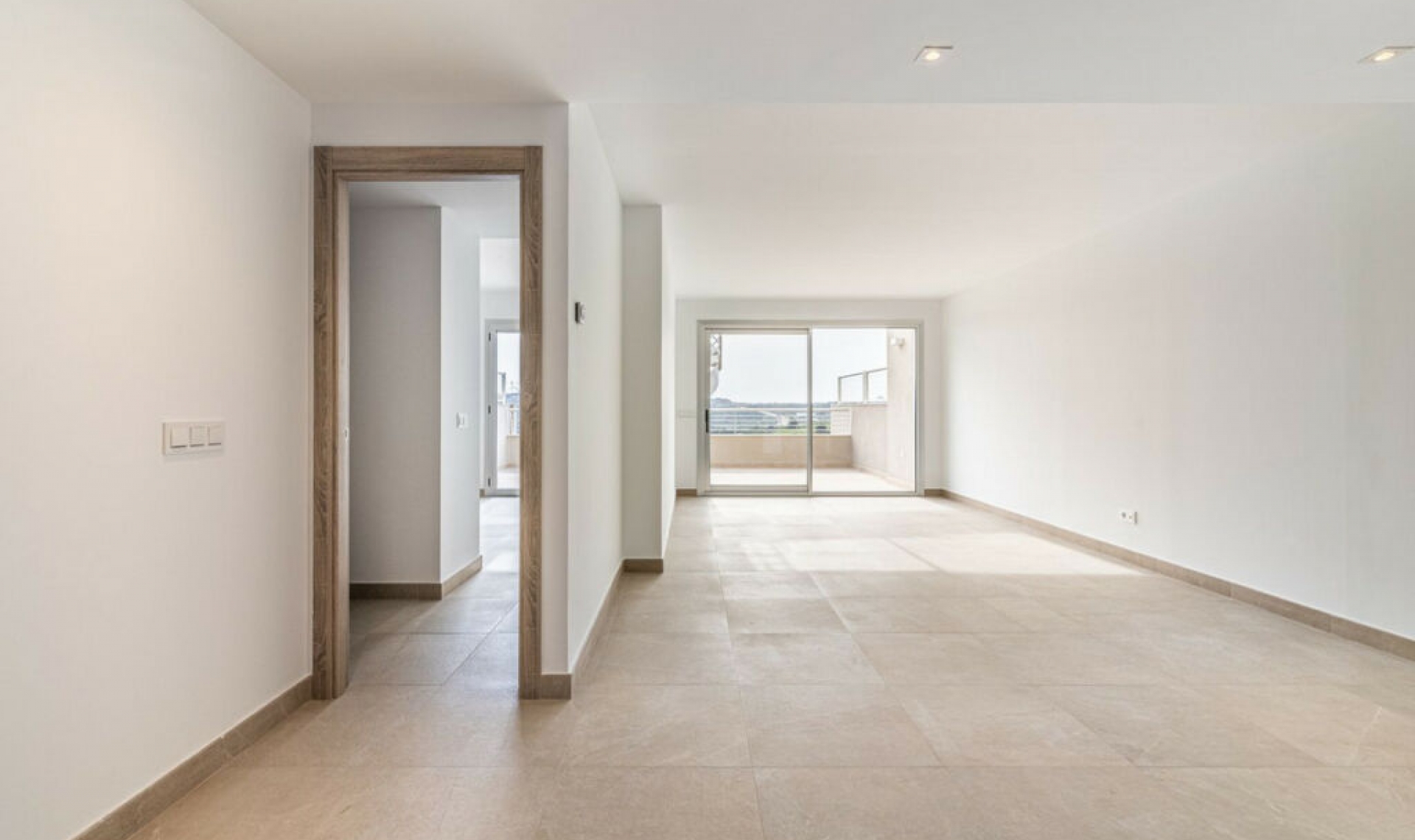 Resale - Apartment -
Estepona